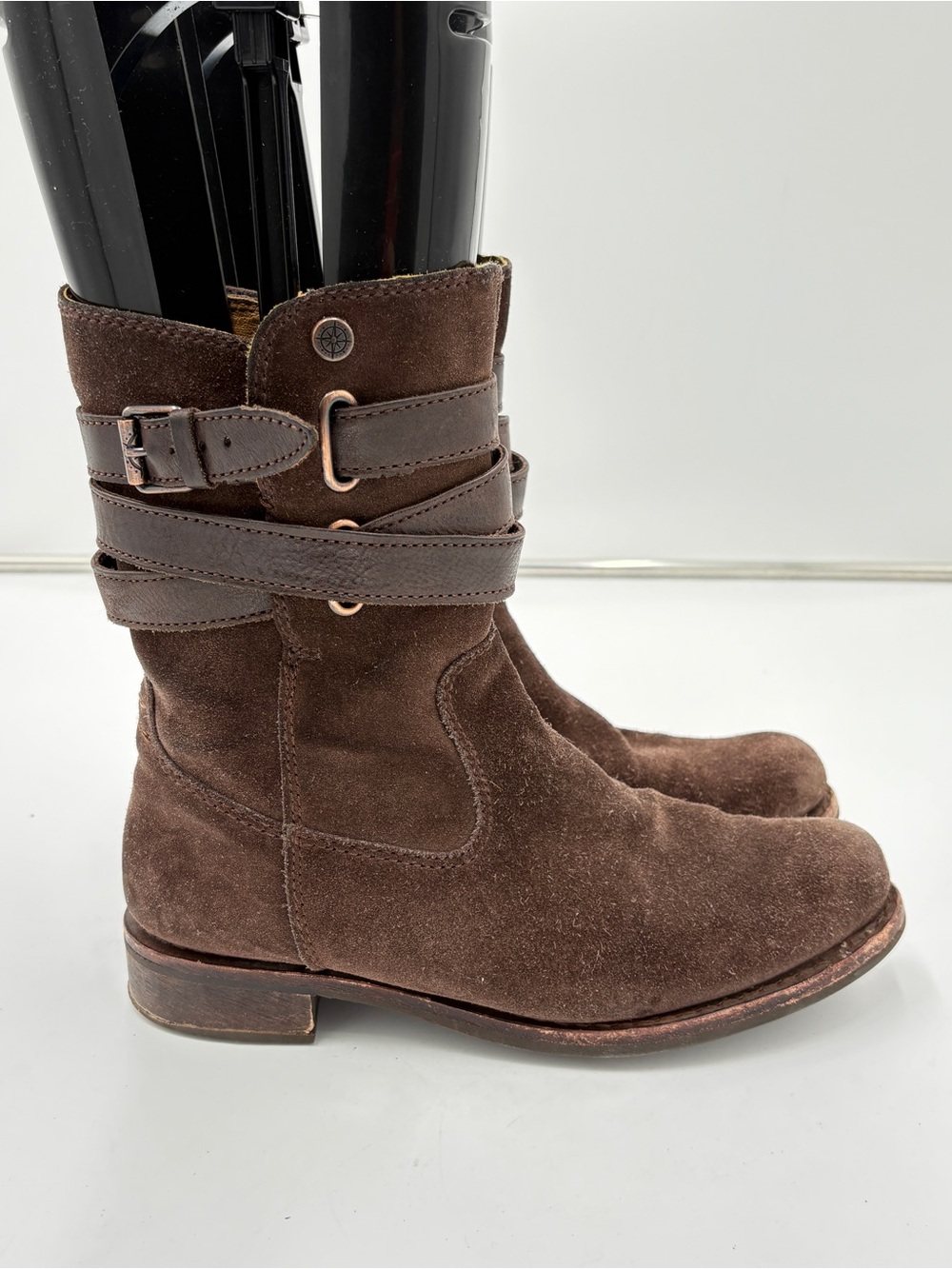 Bussola Biella Chocolate Brown Espresso Suede Low Riding Boot Strappy Buckle 39